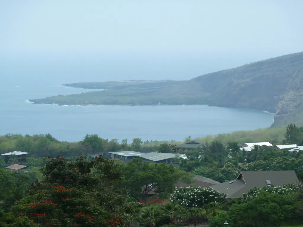 Kealakekua Bay and Captain Cook Monument